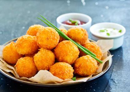 CROQUETTES DE MORUE  (Tortas de Bacalao)